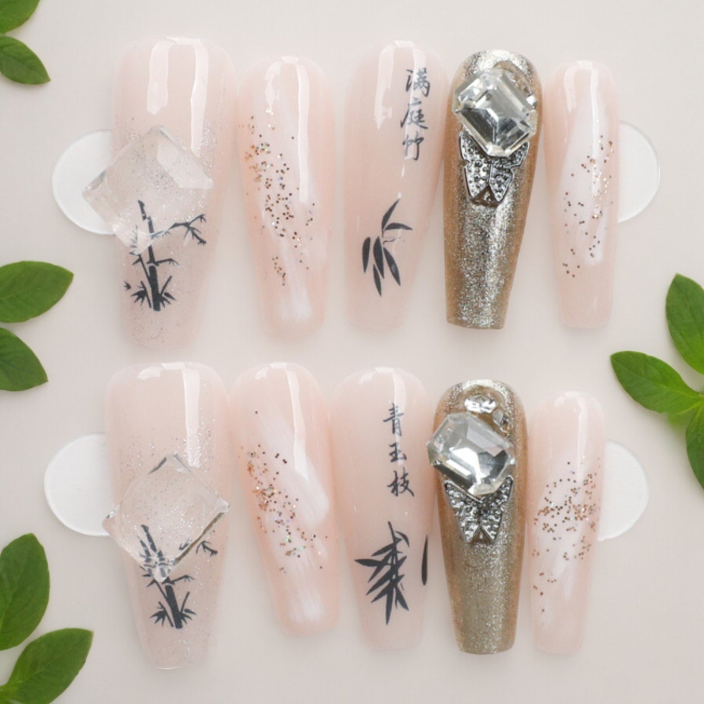 Oriental Glitter