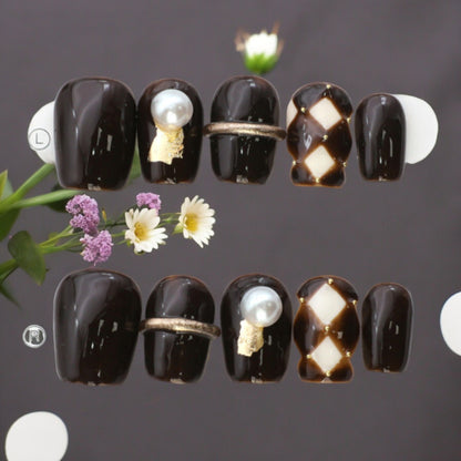 Dark Deco