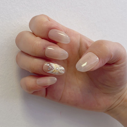 Classy Cream