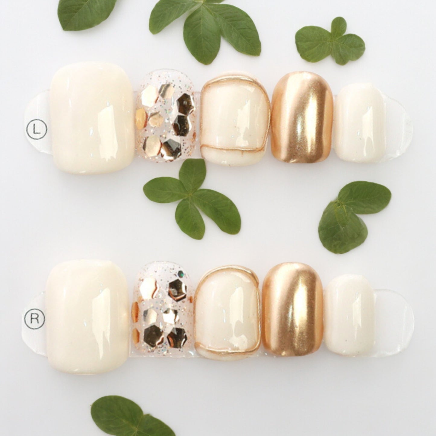 Cream Opulence Toe Nails