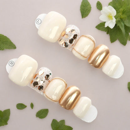 Cream Opulence Toe Nails